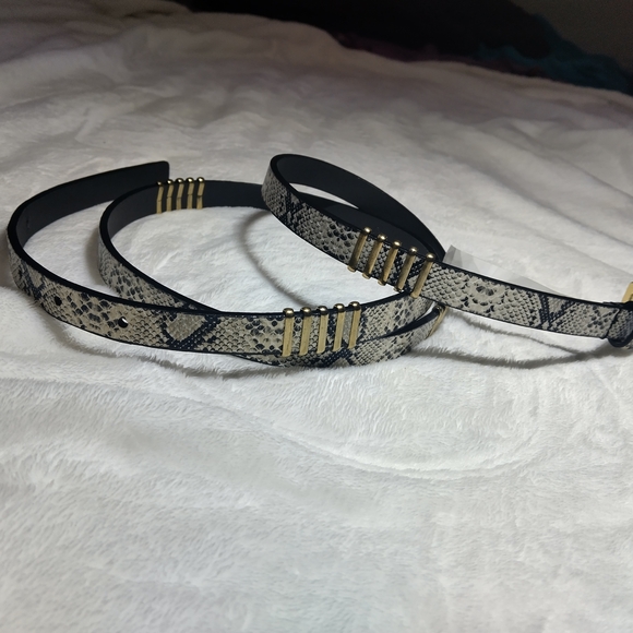 Black and Cream Snake Print Belt - Picture 7 of 7